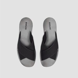 🖤 Everlane Day Crossover Sandals – Black ReKnit (Size 8.5)